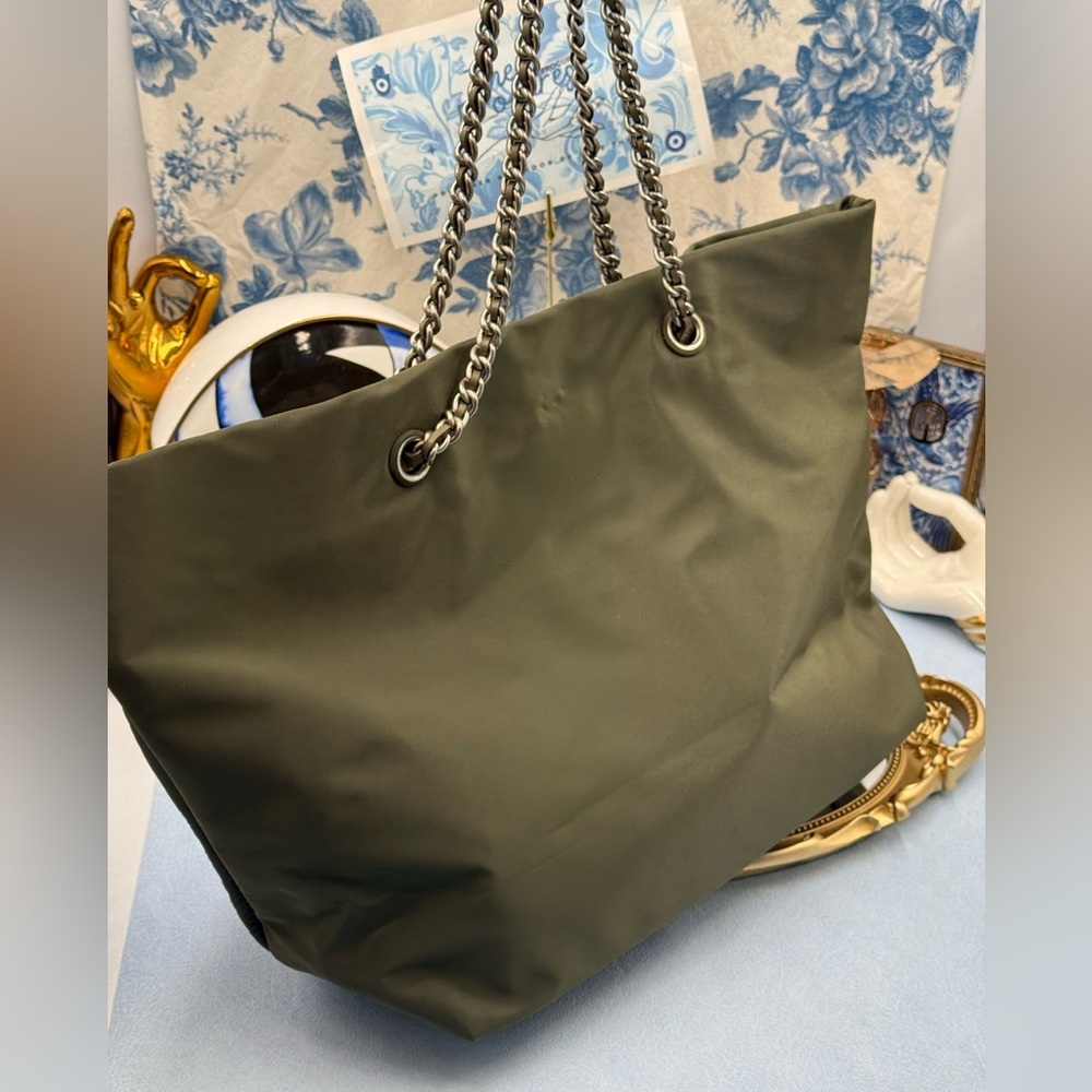 🆕 TORY BURCH 🧿 NWOT Ella Chain Tote, Olive Green - AUTHENTICATED - Picture 6 of 14
